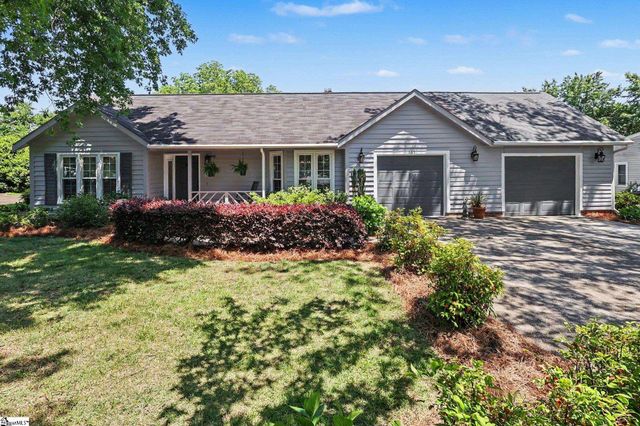 103 Walker Way Road, Simpsonville, SC 29681