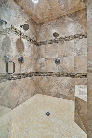 415 Summer Breeze Dr, Smithville, TN 37166