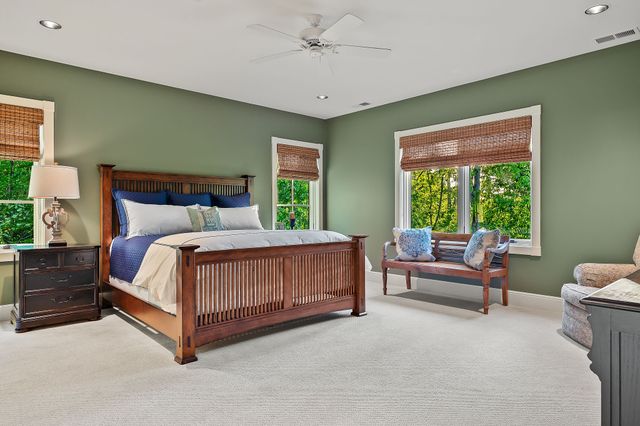 415 Summer Breeze Dr, Smithville, TN 37166