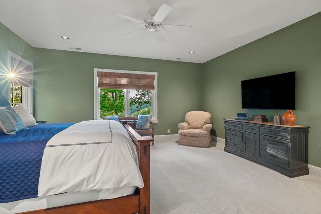 415 Summer Breeze Dr, Smithville, TN 37166