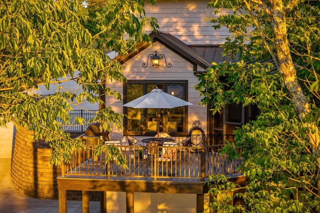 415 Summer Breeze Dr, Smithville, TN 37166
