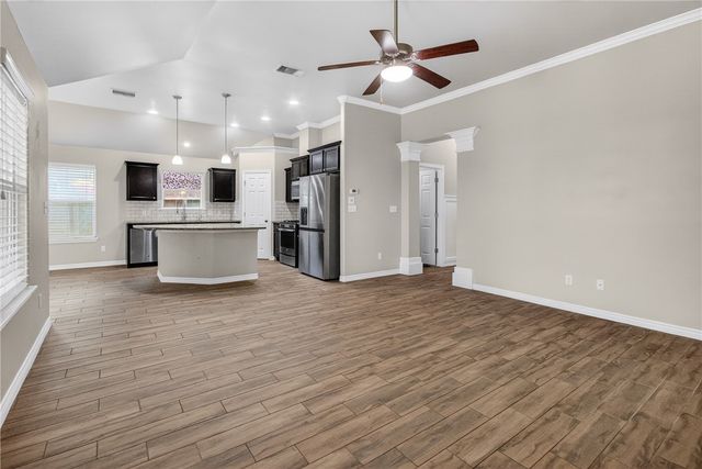 7235 Nuss Dr, Corpus Christi, TX 78414