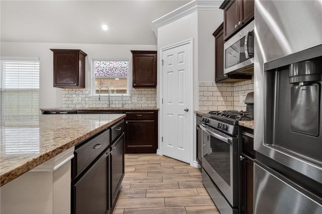 7235 Nuss Dr, Corpus Christi, TX 78414