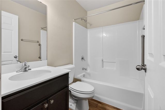 7235 Nuss Dr, Corpus Christi, TX 78414