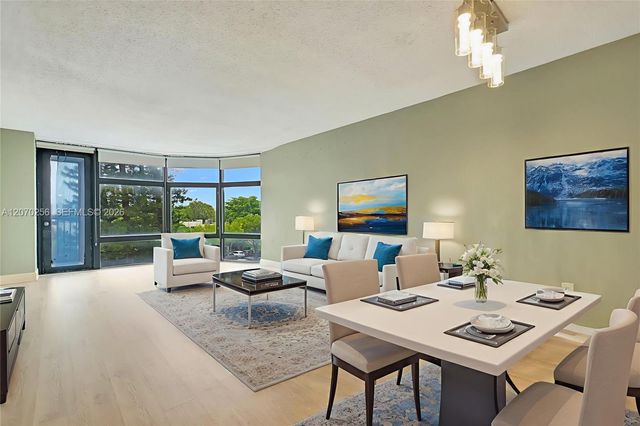 20100 W Country Club Drive 403, Aventura, FL 33180