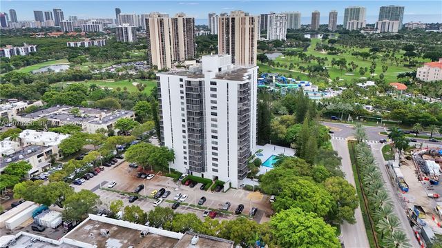 20100 W Country Club Drive 403, Aventura, FL 33180