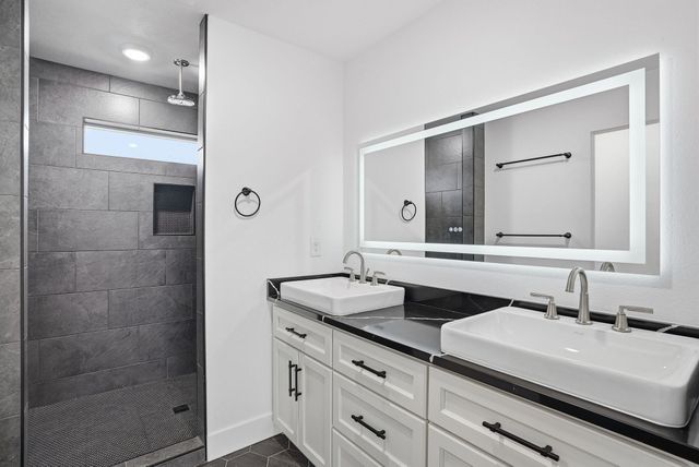 16810 E Baldwin Ave, Spokane Valley, WA 99016