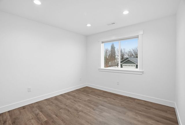 16810 E Baldwin Ave, Spokane Valley, WA 99016