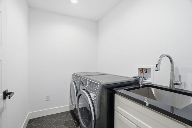 16810 E Baldwin Ave, Spokane Valley, WA 99016