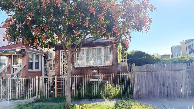 537 E 39TH Street, New York City, NY 11203