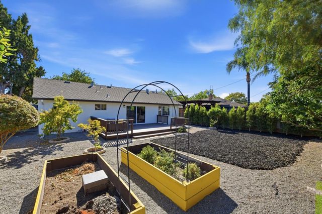 5256 Dent Avenue, San Jose, CA 95118