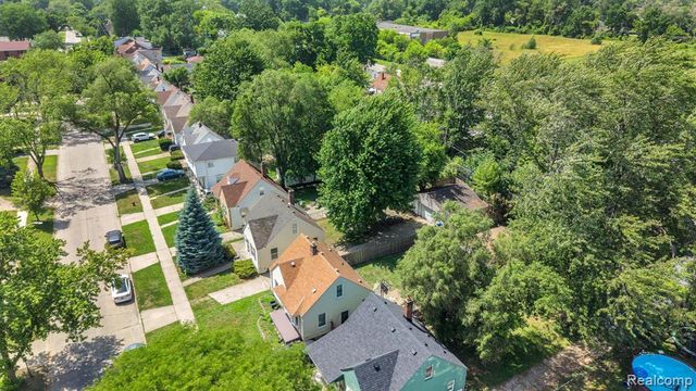 25948 Mcdonald Street, Dearborn Heights, MI 48125