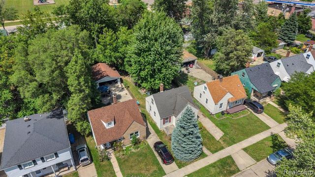 25948 Mcdonald Street, Dearborn Heights, MI 48125