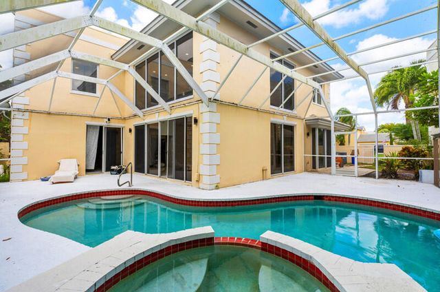 7748 Travlers Tree Drive, Boca Raton, FL 33433