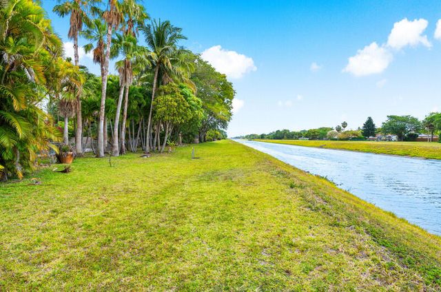 7748 Travlers Tree Drive, Boca Raton, FL 33433