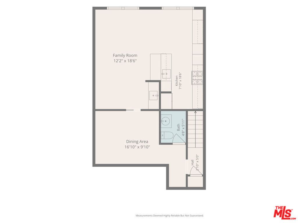 Image 33 of property listing at 13050 Maxella Avenue 2, Los Angeles, CA 90292