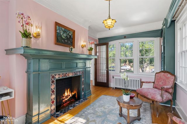 1319 Balfour Street, Grosse Pointe Park, MI 48230