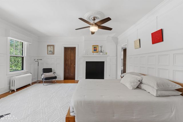 1319 Balfour Street, Grosse Pointe Park, MI 48230