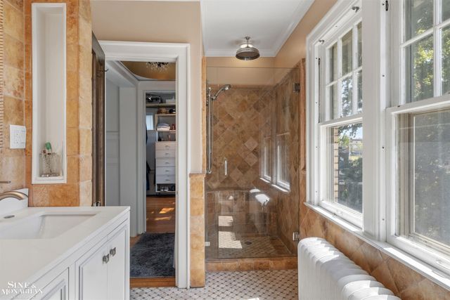 1319 Balfour Street, Grosse Pointe Park, MI 48230