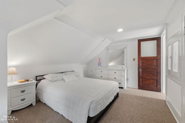 1319 Balfour Street, Grosse Pointe Park, MI 48230