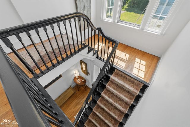 1319 Balfour Street, Grosse Pointe Park, MI 48230