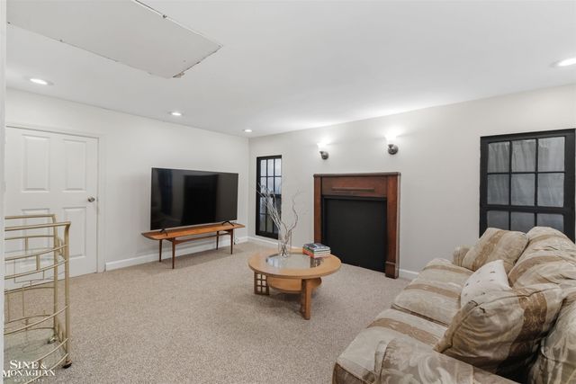 1319 Balfour Street, Grosse Pointe Park, MI 48230