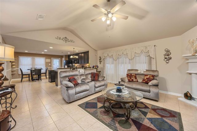 3022 Pathfinders Pass, Spring, TX 77373