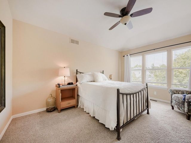 9962 S Clyde Pl, Littleton, CO 80129