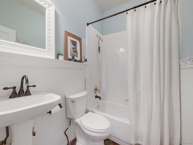9962 S Clyde Pl, Littleton, CO 80129