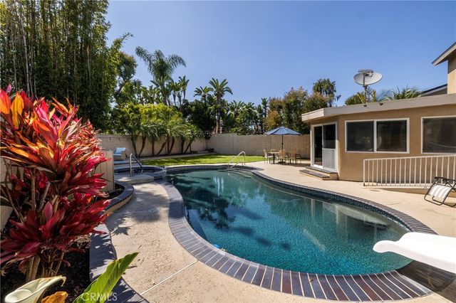 17291 Forbes, Huntington Beach, CA 92649