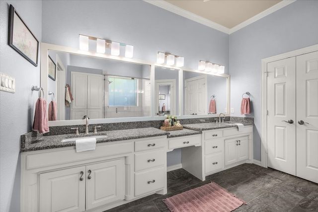 102 Blue Sage Court, Weatherford, TX 76087