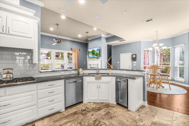 102 Blue Sage Court, Weatherford, TX 76087