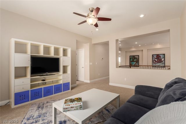 8621 Rhonda Blake Avenue, Las Vegas, NV 89143