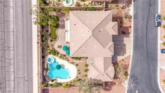 8621 Rhonda Blake Avenue, Las Vegas, NV 89143