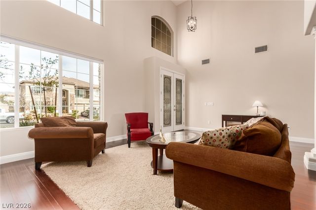 8621 Rhonda Blake Avenue, Las Vegas, NV 89143