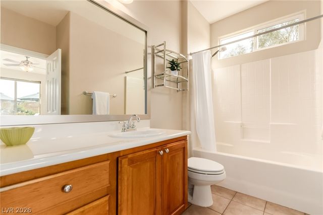 8621 Rhonda Blake Avenue, Las Vegas, NV 89143