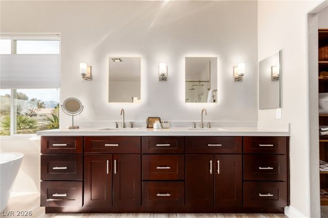 8621 Rhonda Blake Avenue, Las Vegas, NV 89143