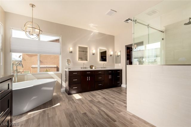 8621 Rhonda Blake Avenue, Las Vegas, NV 89143