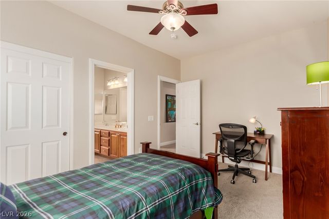 8621 Rhonda Blake Avenue, Las Vegas, NV 89143