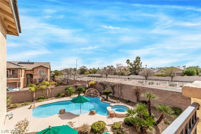 8621 Rhonda Blake Avenue, Las Vegas, NV 89143