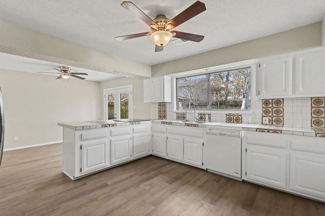 17815 S Cypress Villas Drive, Spring, TX 77379