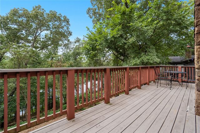 17 Devizis Drive, Bella Vista, AR 72714