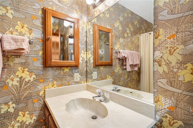 17 Devizis Drive, Bella Vista, AR 72714