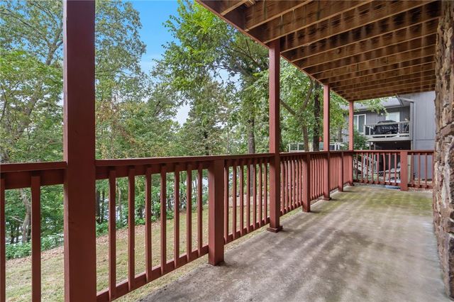17 Devizis Drive, Bella Vista, AR 72714