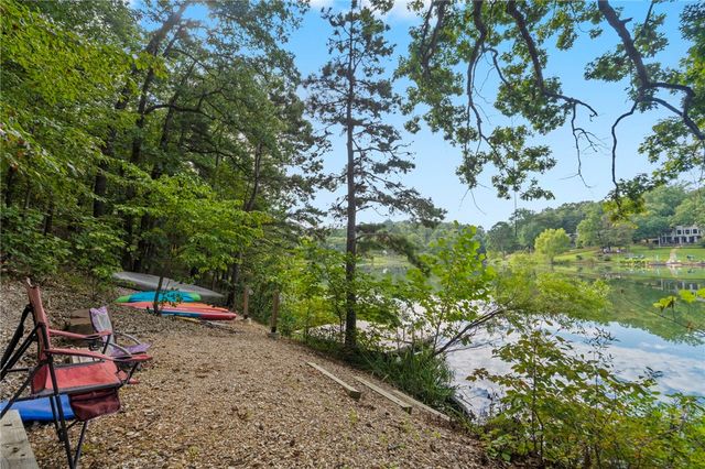 17 Devizis Drive, Bella Vista, AR 72714