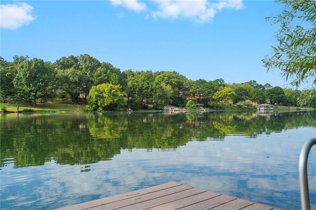 17 Devizis Drive, Bella Vista, AR 72714