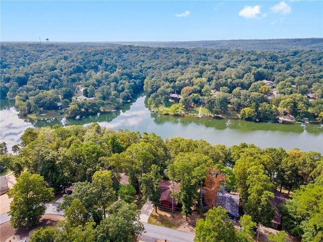 17 Devizis Drive, Bella Vista, AR 72714