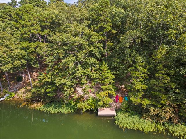 17 Devizis Drive, Bella Vista, AR 72714