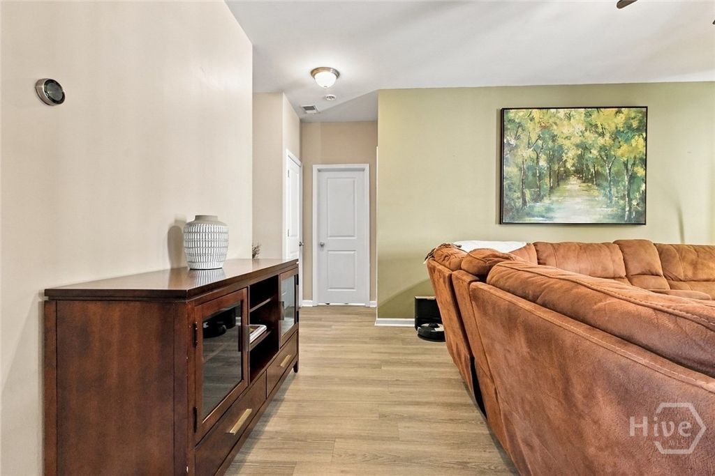 Image 14 of property listing at 508 Amsonia Circle, Guyton, GA 31312