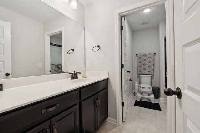 3009 Kimley Shores Dr, Hendersonville, TN 37075